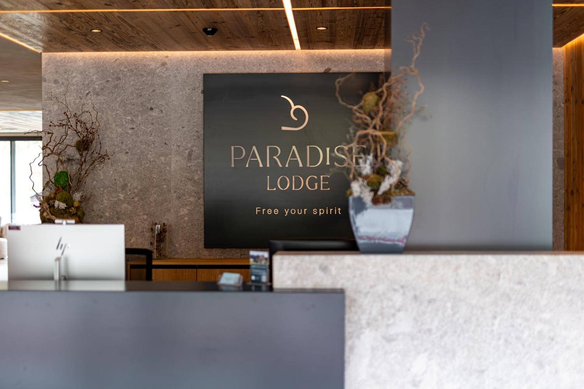 Paradise Lodge ลีวินโญ ภายนอก รูปภาพ