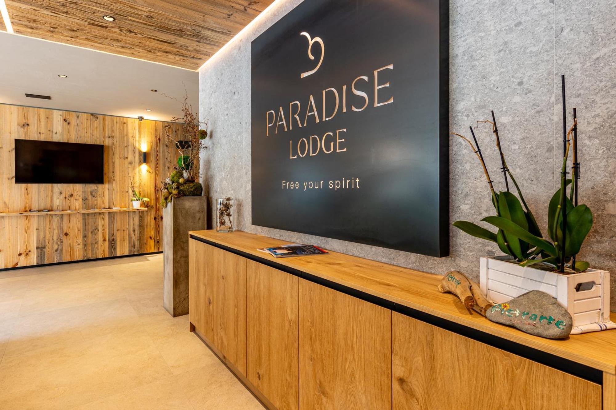 Paradise Lodge ลีวินโญ ภายนอก รูปภาพ
